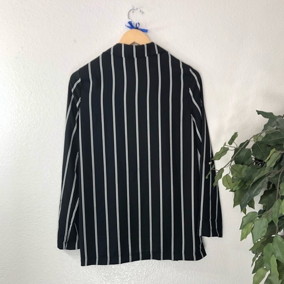 Love Tree Striped Light Jacket - Picture 6 of 6